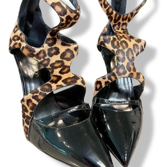 Tamara Mellon Black Patent Heels with Leopard Accents - Picture 3 of 9